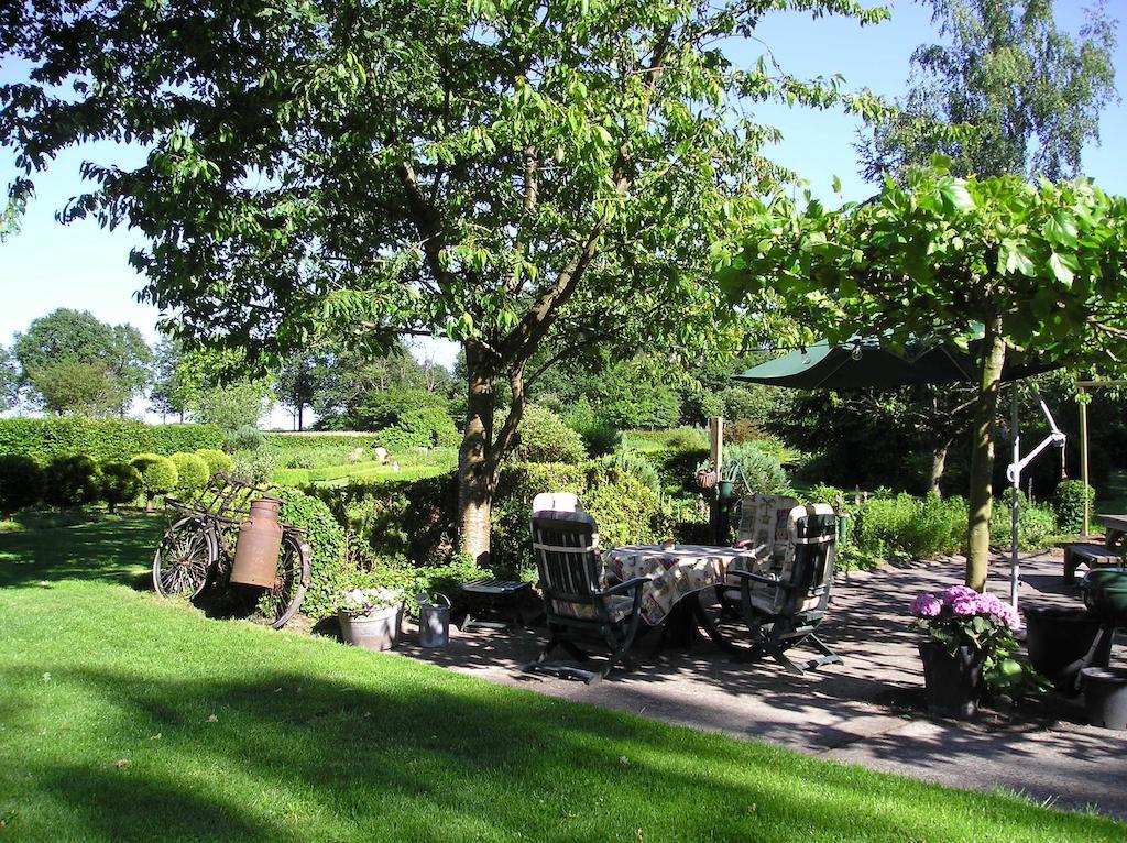 Bed and Breakfast 't Rond Bargie Exloo Zimmer foto